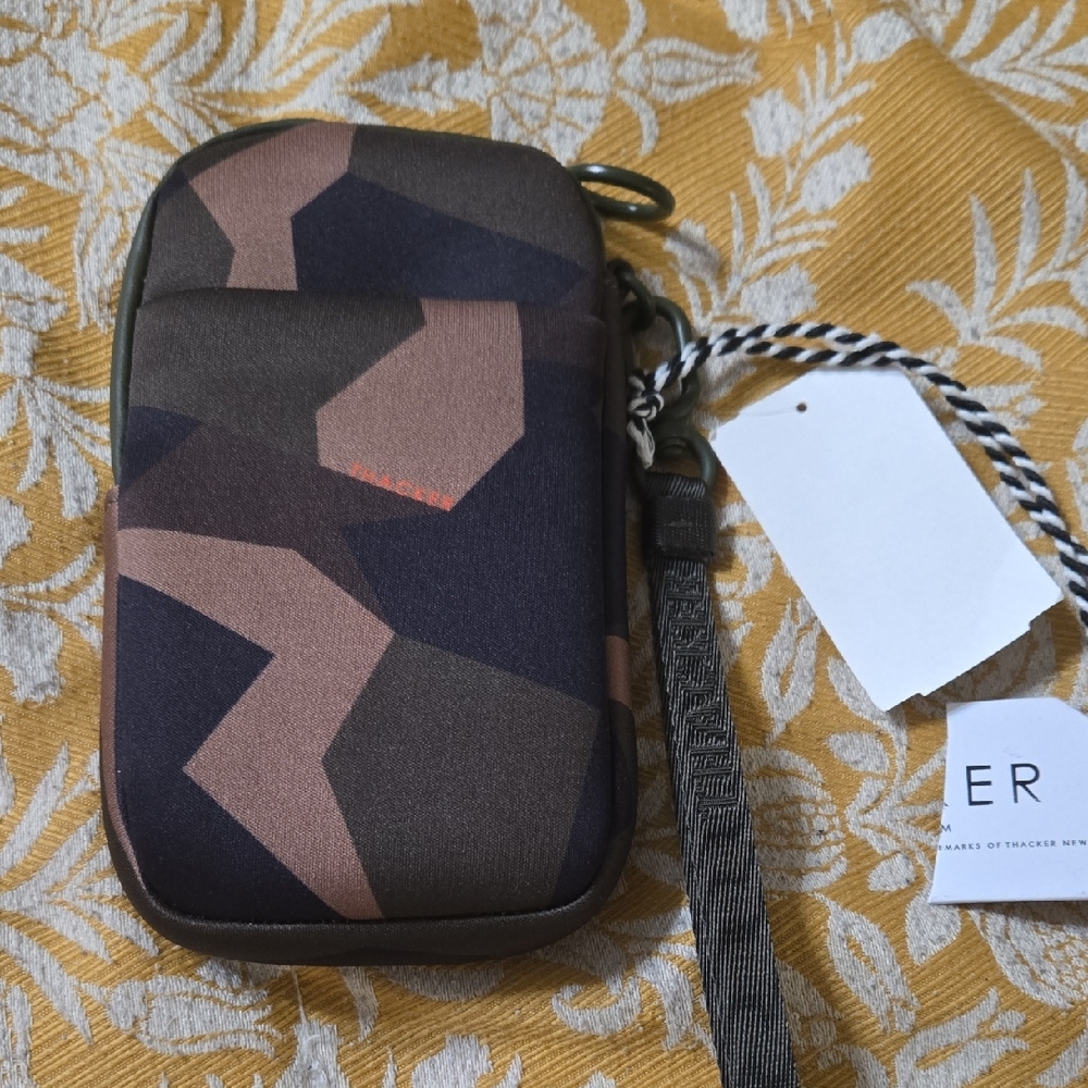 Thacker Camouflage  Bag Wristlet Pouch